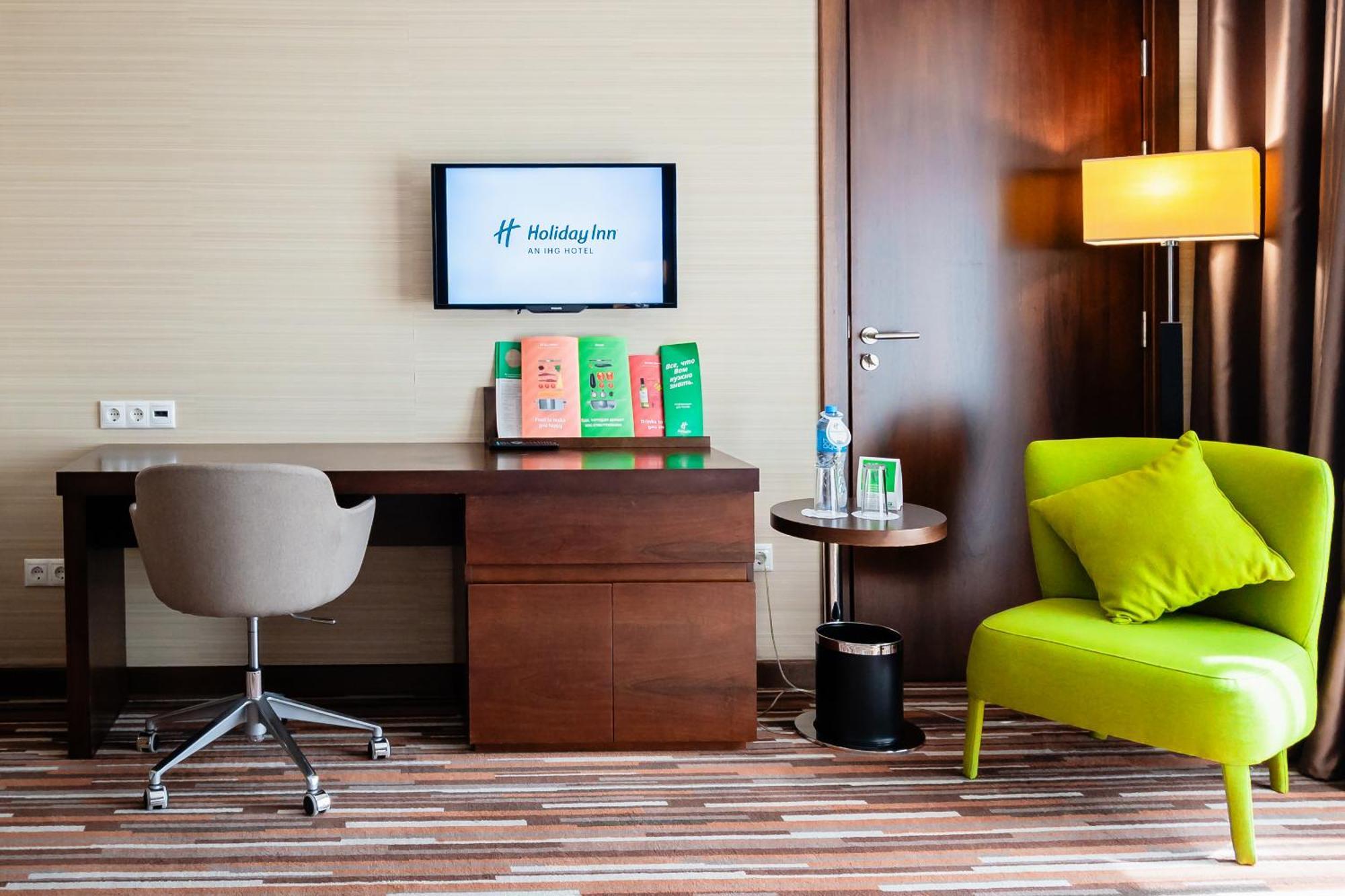 Holiday Inn Aktau By Ihg Exterior photo