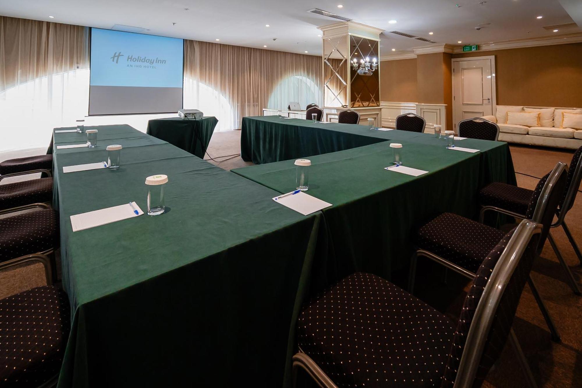 Holiday Inn Aktau By Ihg Exterior photo